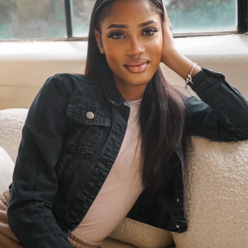 Akaylia  R.