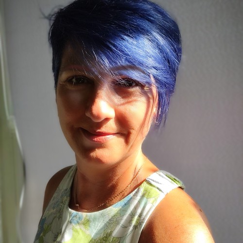 Diana  I.