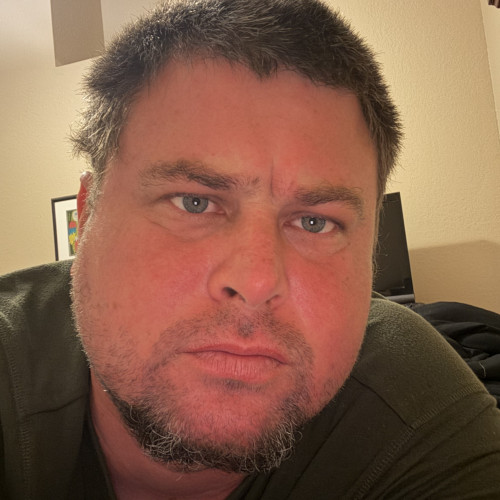 Travis  L. profile photo