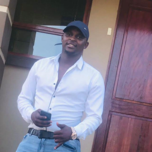 Lisakhanya N.