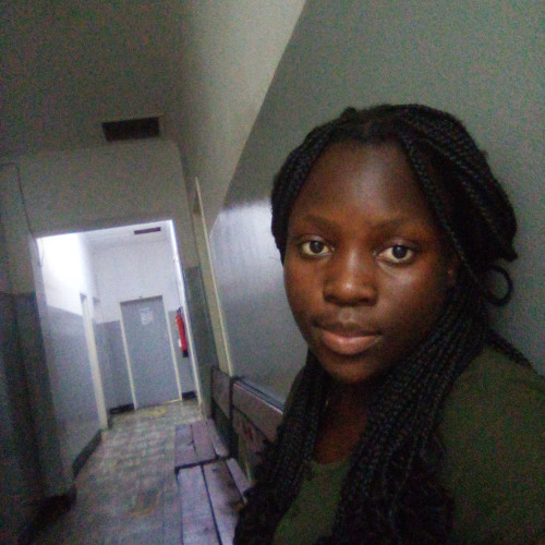 sanelisiwe Ndlovu s.