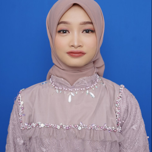 Esha K.
