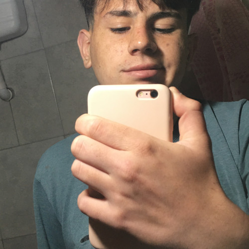 Lautaro mella L. profile photo