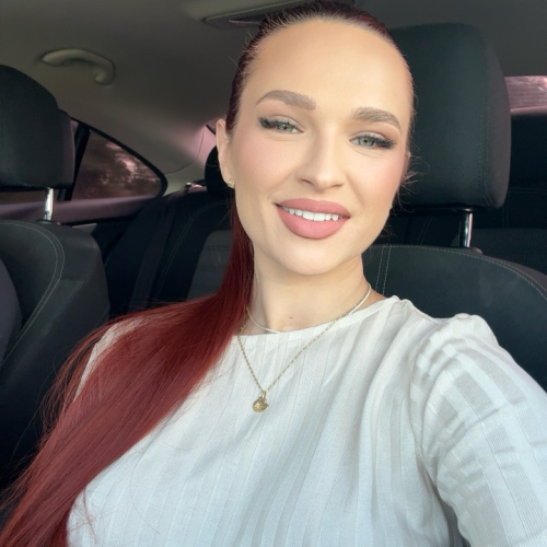 Angy R. profile photo