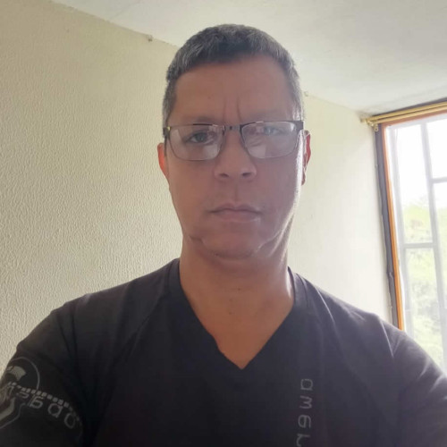 CARLOS C. profile photo