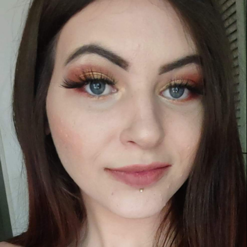 Alina C. profile photo