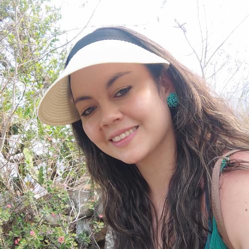 Yenni P. profile photo