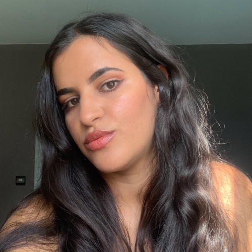 Hassna F.