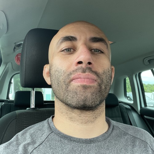 Courtney  R. profile photo