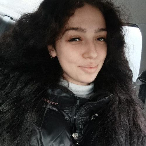 VERONIKA Y. profile photo