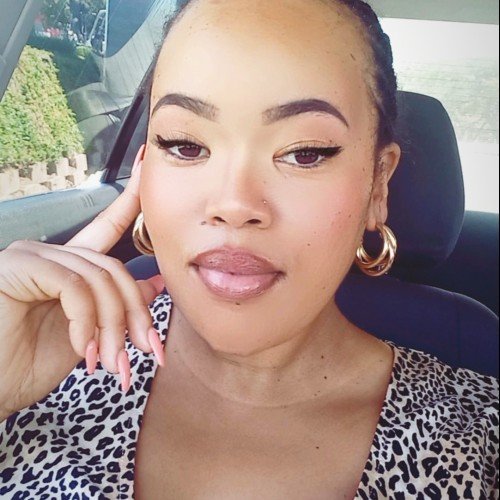 Zanele D.
