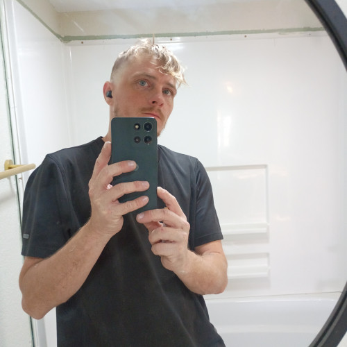 Logan B. profile photo