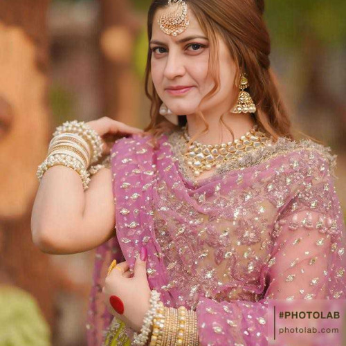 sania s. profile photo