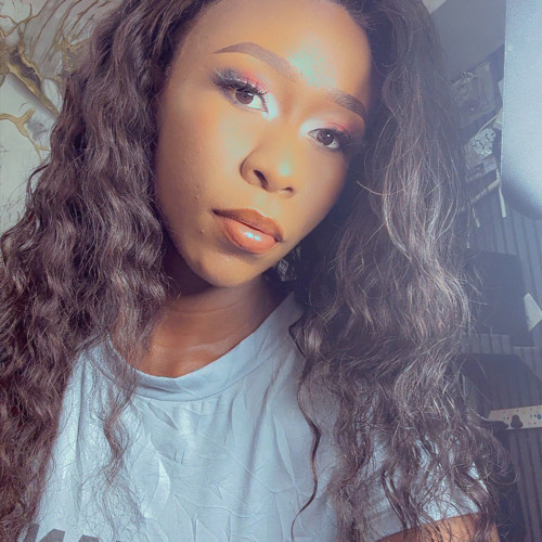 Anne V. profile photo