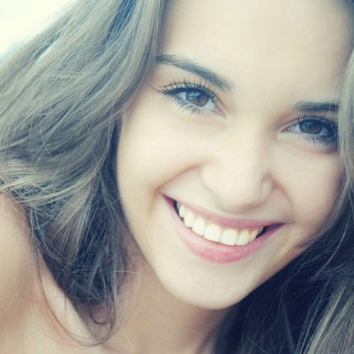 Candela C.