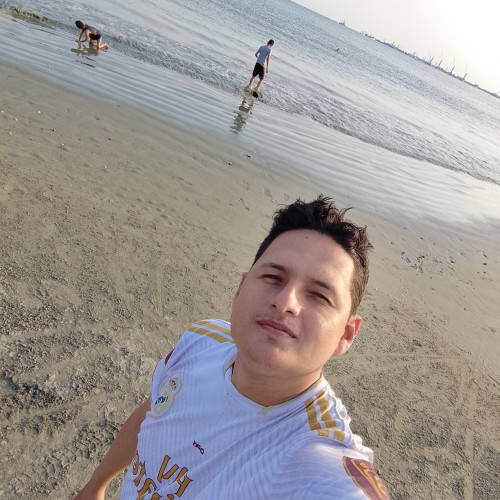Darwin  M. profile photo