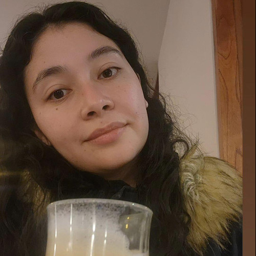 estefani b. profile photo