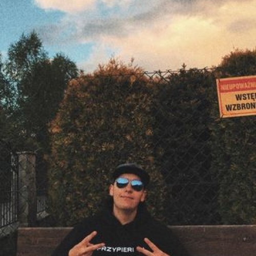 Szymon J.