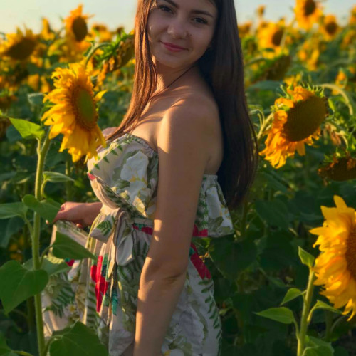 Elena S.