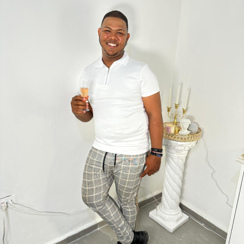 Johnalby D. profile photo