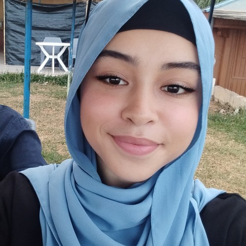 Huda E.