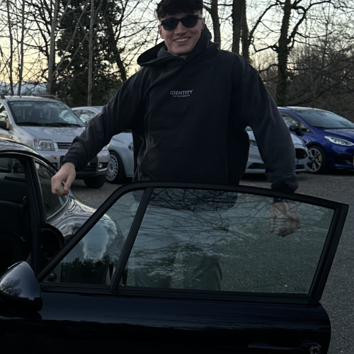 Luca D.