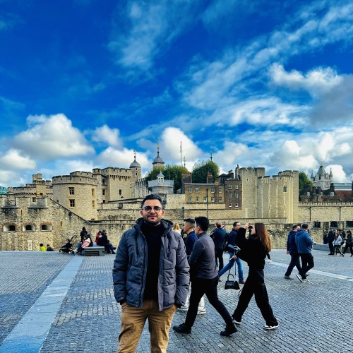 Badr O. profile photo