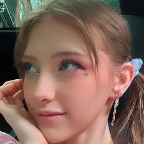 pretty r.