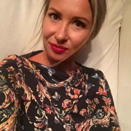 Tati  L. profile photo