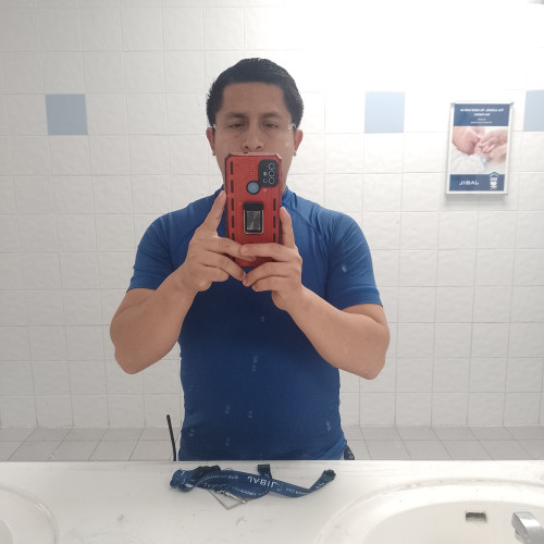 Ernesto  R. profile photo