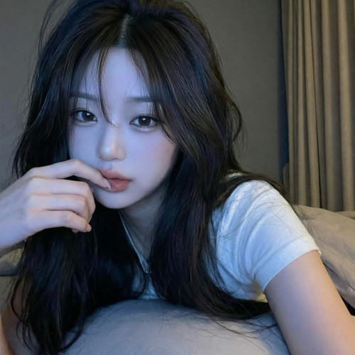 Elnoraienne E. profile photo