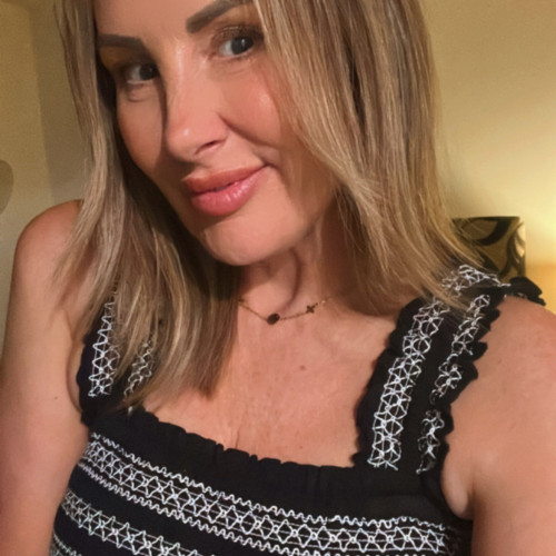 Lis G. profile photo