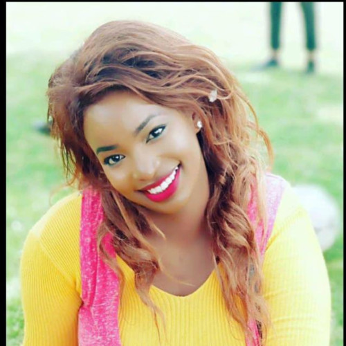 Queenie M. profile photo