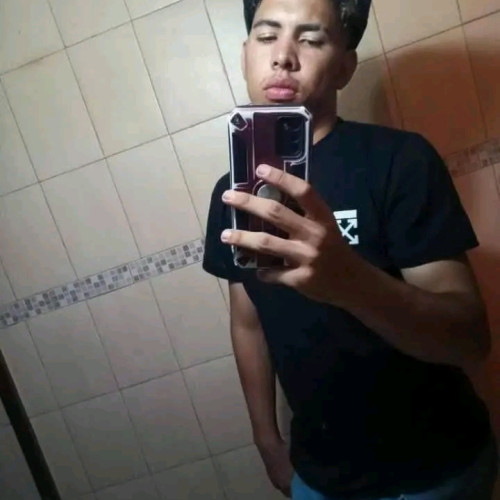 Josue  L.