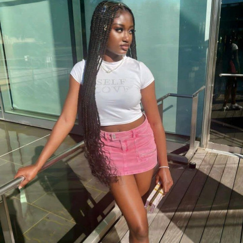 felly b. profile photo