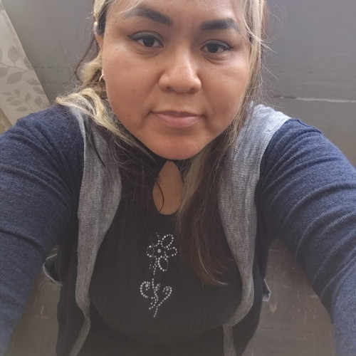 Linzi R. profile photo