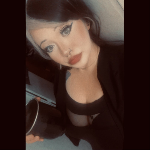 Ari V. profile photo