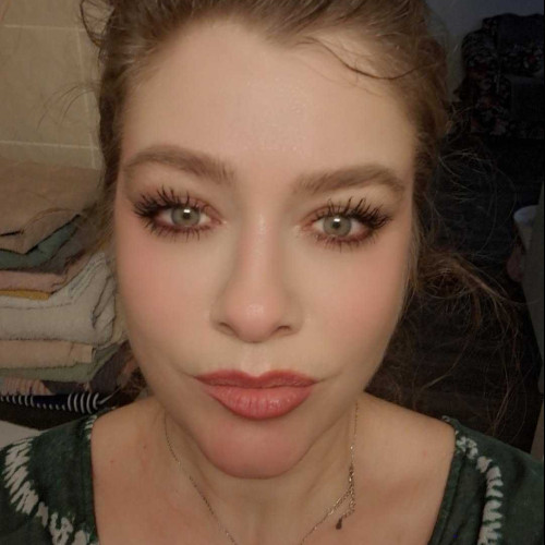 Ella C. profile photo