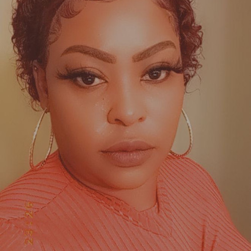 nique b R. profile photo