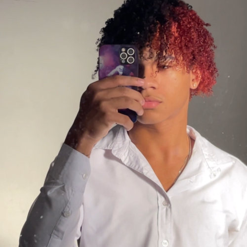 yahandro f. profile photo