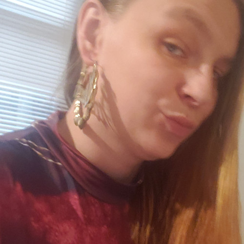 Laura J.