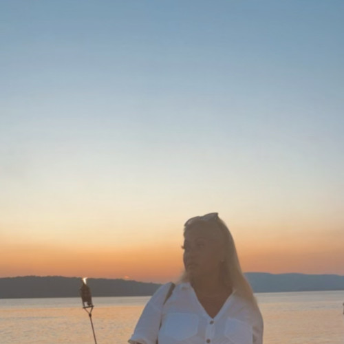 Evelyn  M. profile photo
