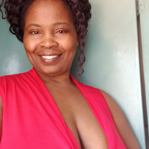 Joyce W. profile photo