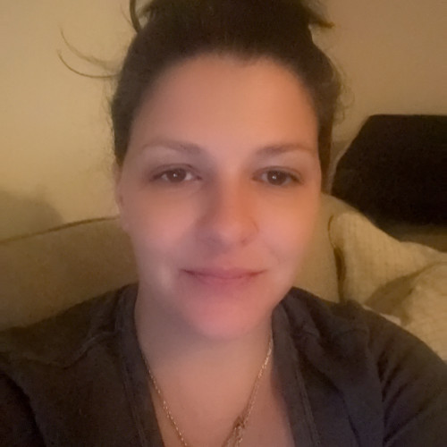 angela g. profile photo