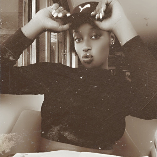 nyonyozi E.