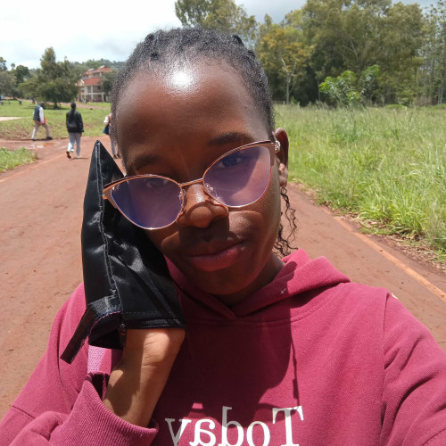 Gloria j. profile photo