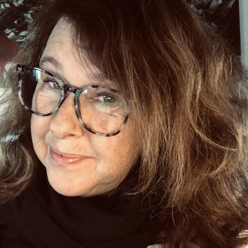 Maris D. profile photo