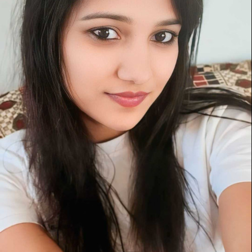 ruhi s. profile photo