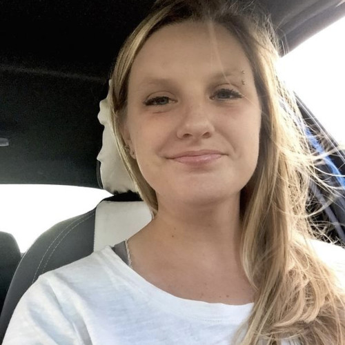 Julie B. profile photo
