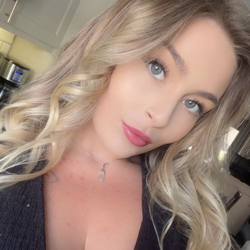 Chloe E. profile photo